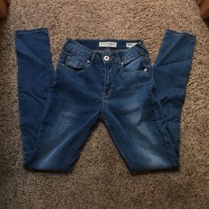 Bullhead Skinniest Jeans